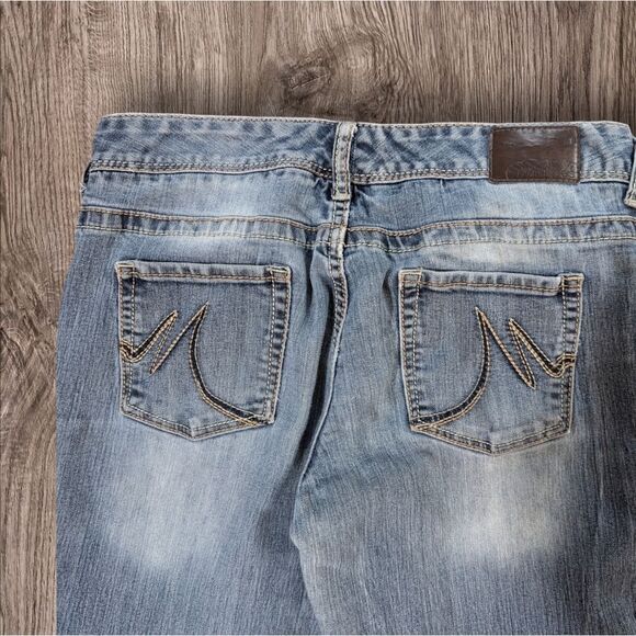Maurices Low Rise Boot Cut Denim Jeans - Picture 2 of 6